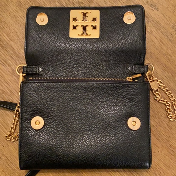 ***SOLD***Tory Burch Britten Crossbody Bag - Picture 5 of 8